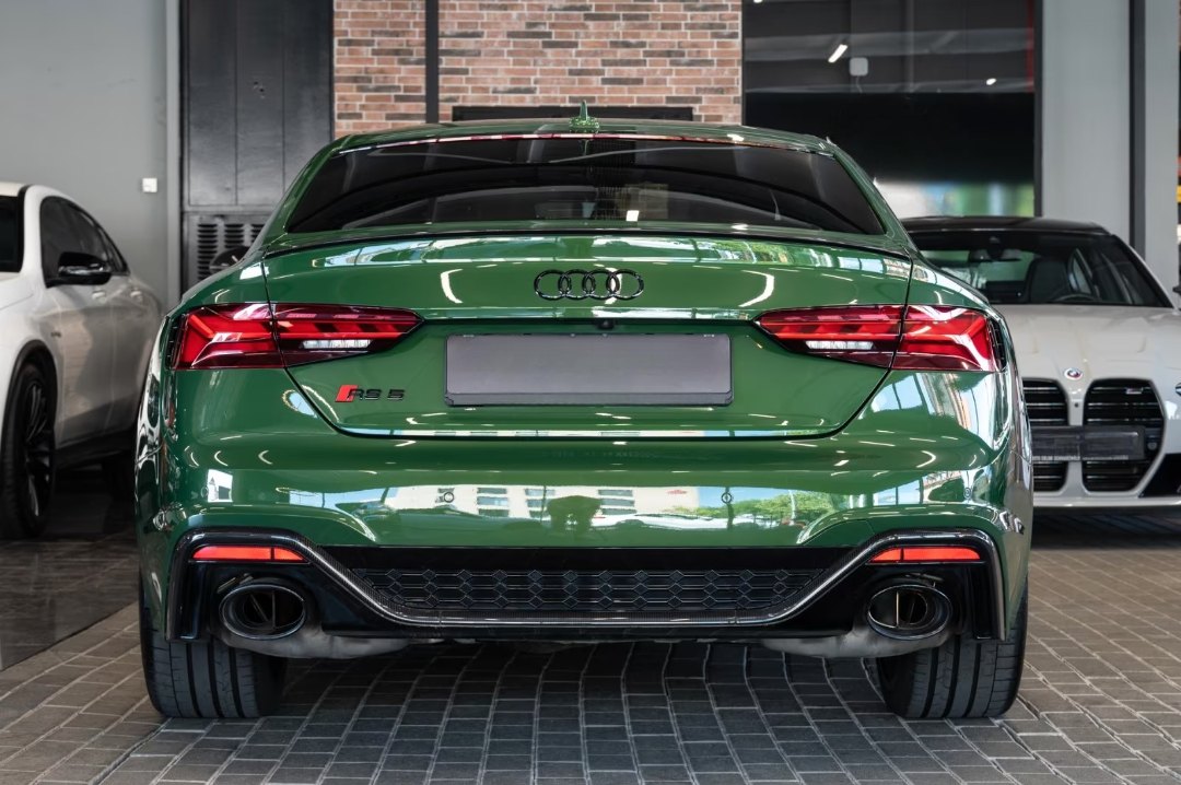 Audi RS5 COUPE 4