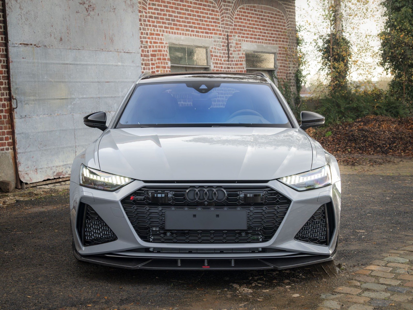 Audi RS6 Avant Performance URBAN 3