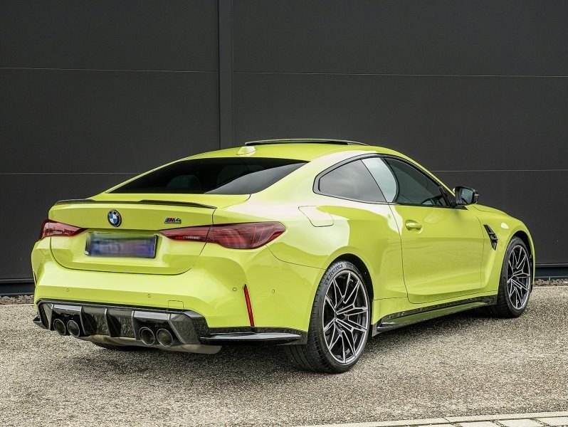 BMW M4 Competition xDrive Coupé 2