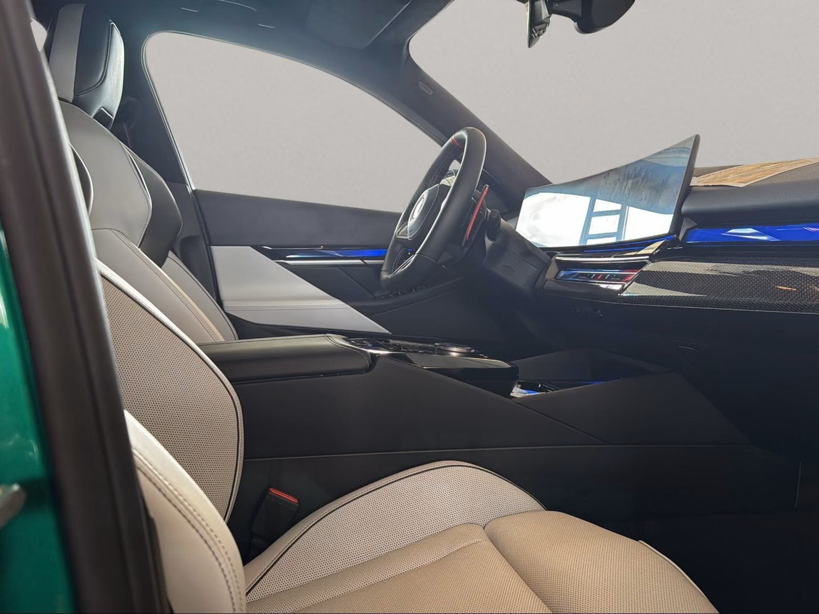 BMW M5 Touring AHK 5