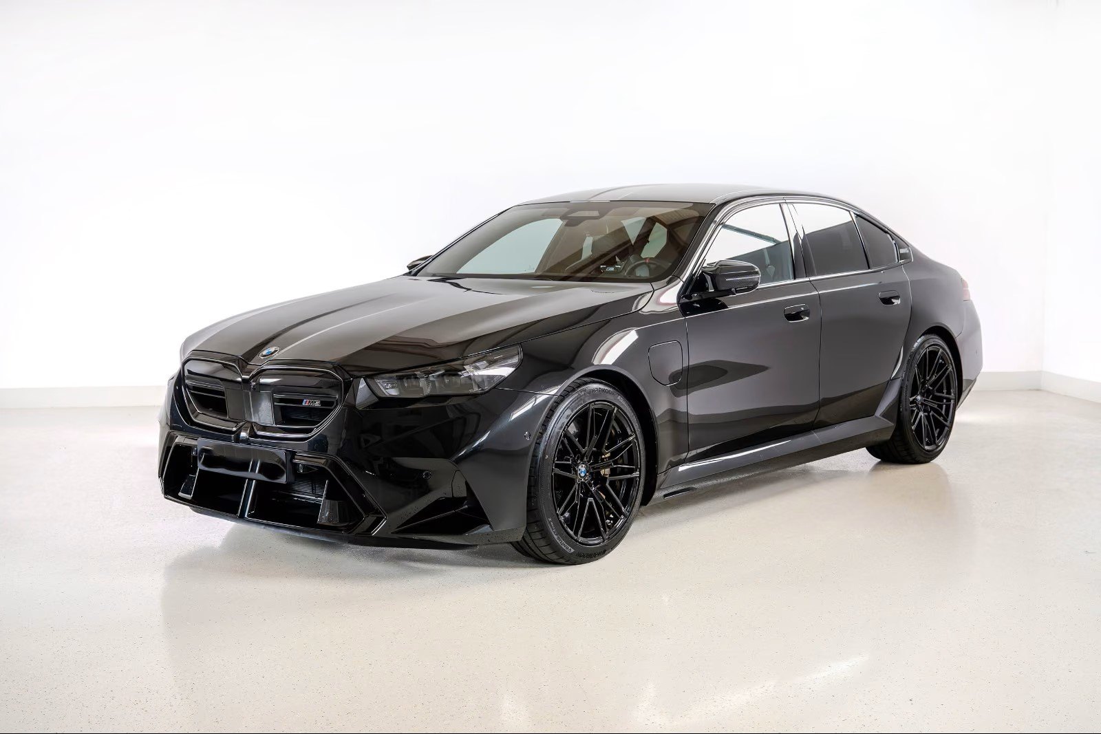 BMW M5 ULTIMATE 3
