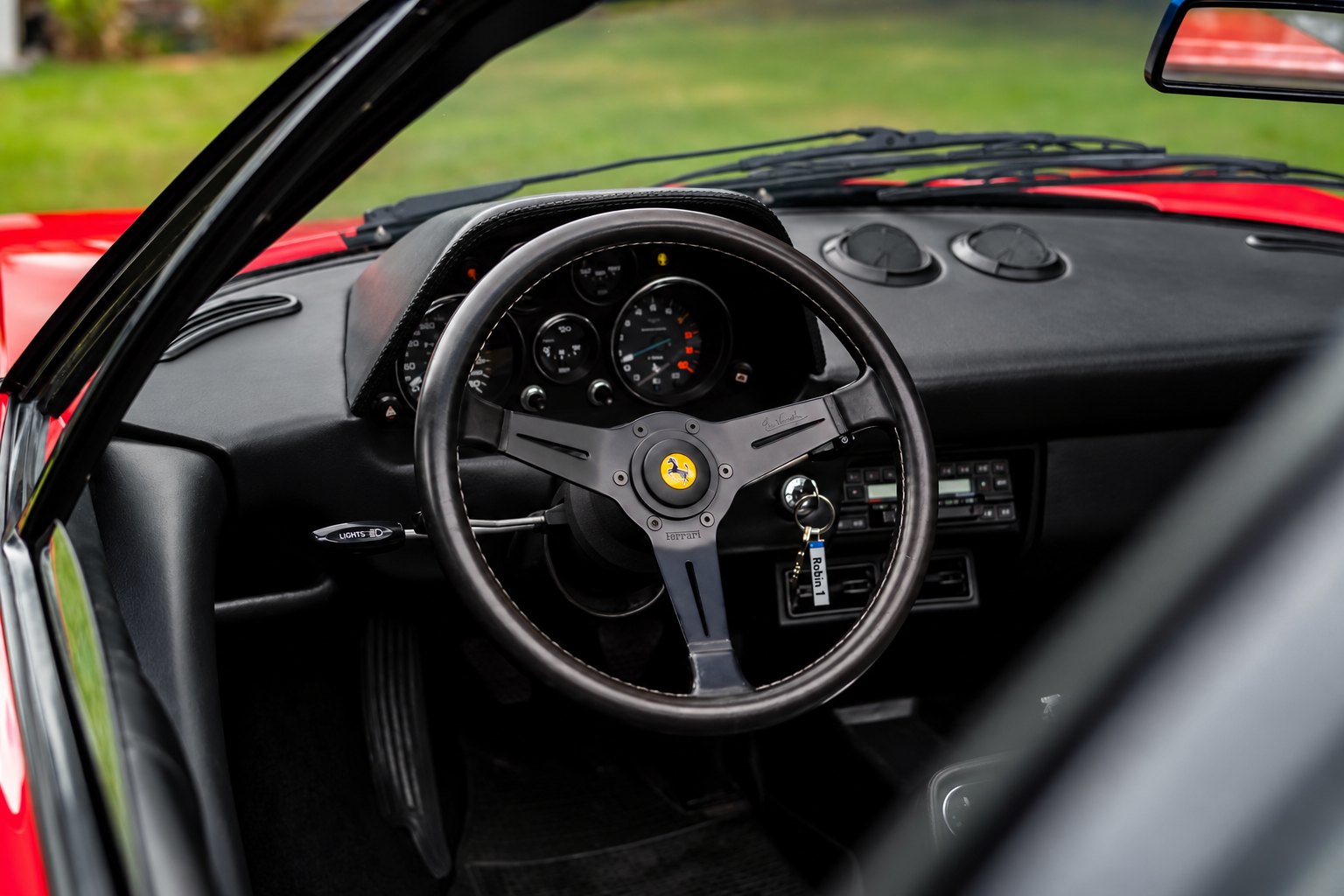 Ferrari 308 GTSi 6