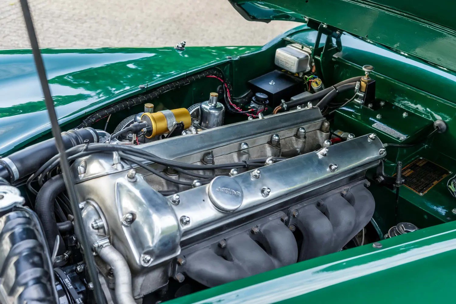 Jaguar XK140 Drophead Coupé 9
