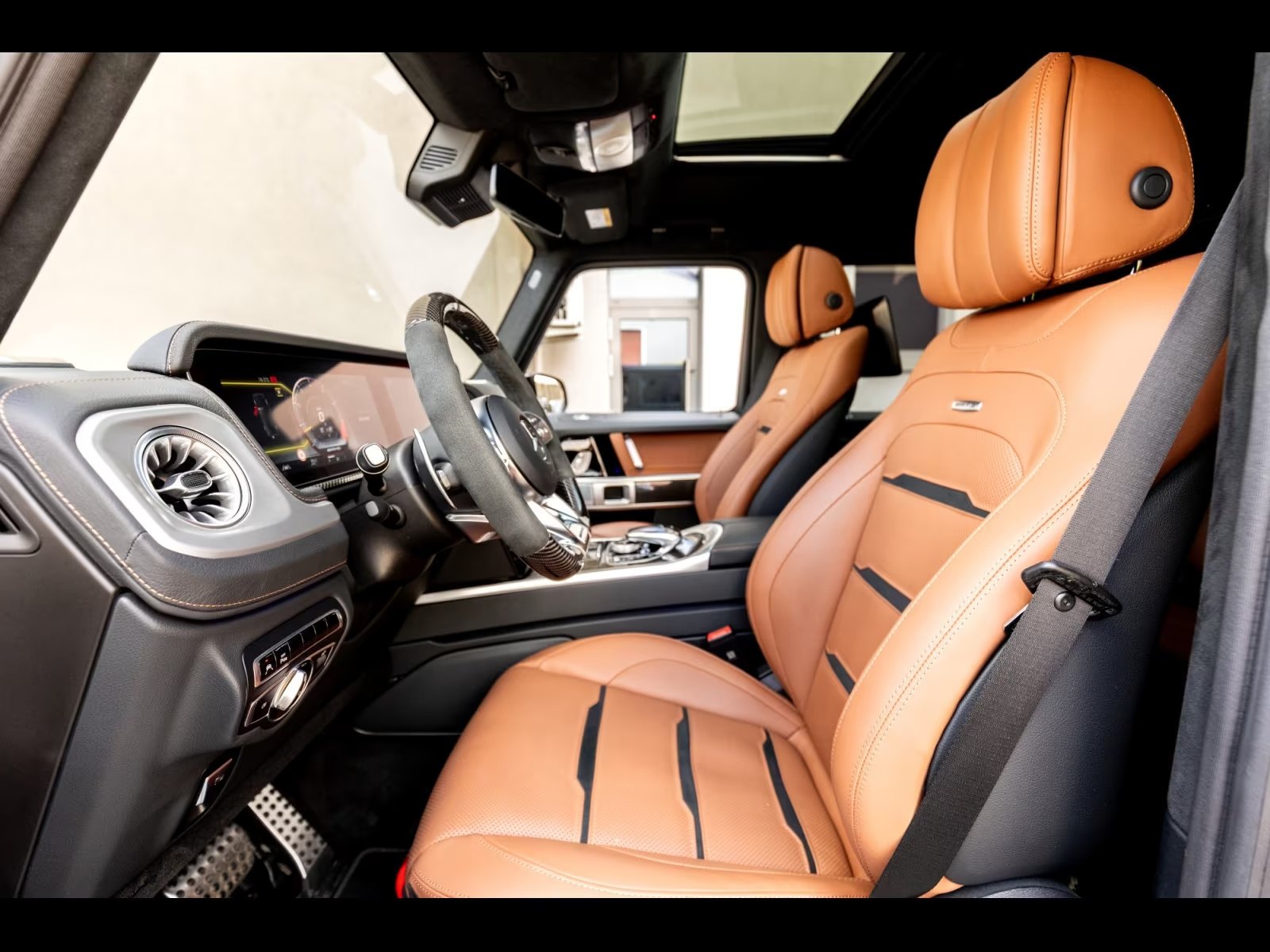 Mercedes-Benz G 63 AMG NIGHT 13