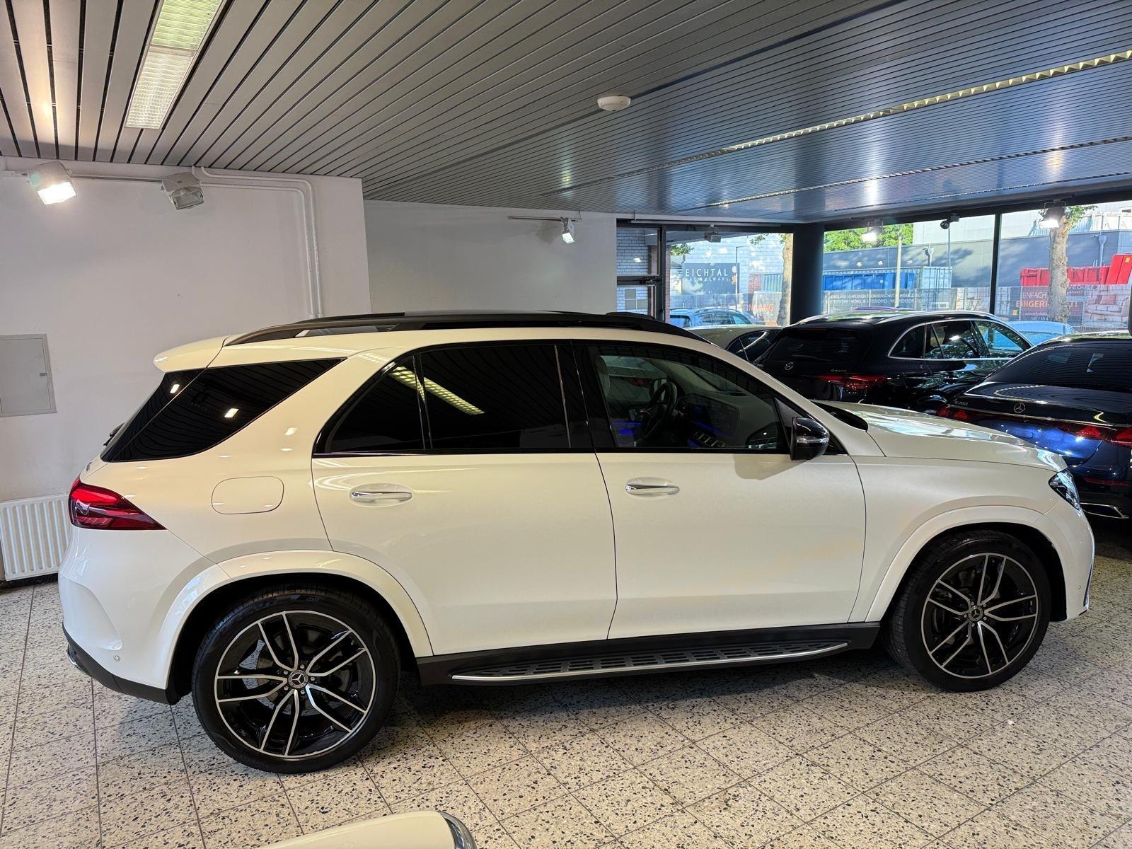 Mercedes-Benz GLE 300 d 4MATIC d AMG Line MJ 2024 10