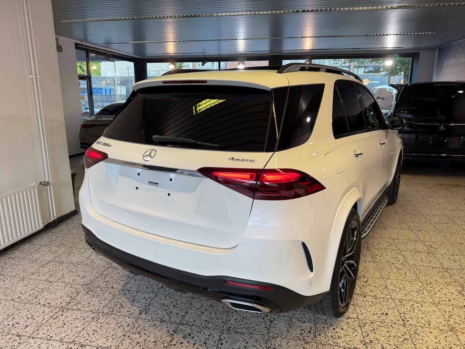 Mercedes-Benz GLE 300 d 4MATIC d AMG Line MJ 2024 11