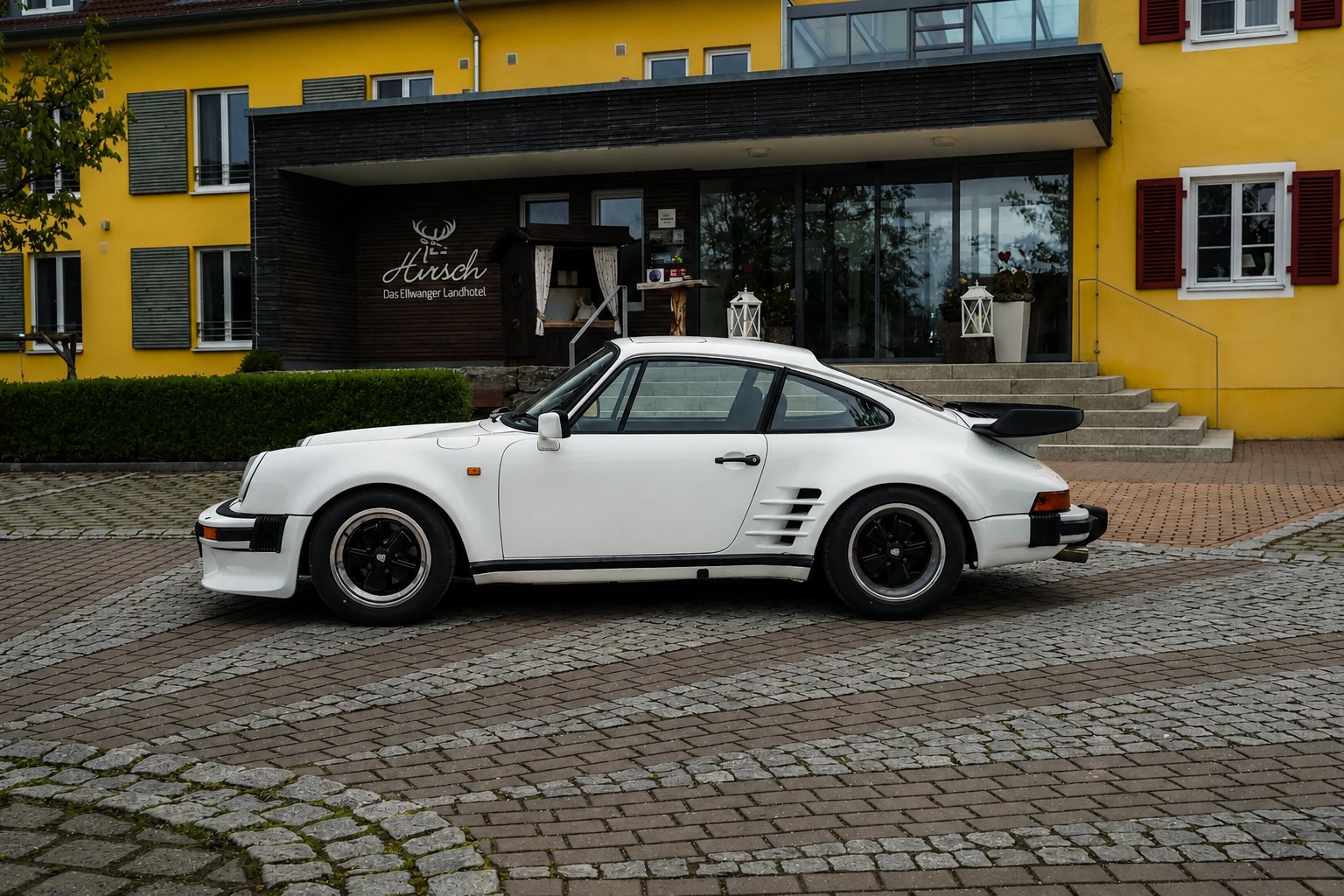 Porsche 911 SC Turbolook 4