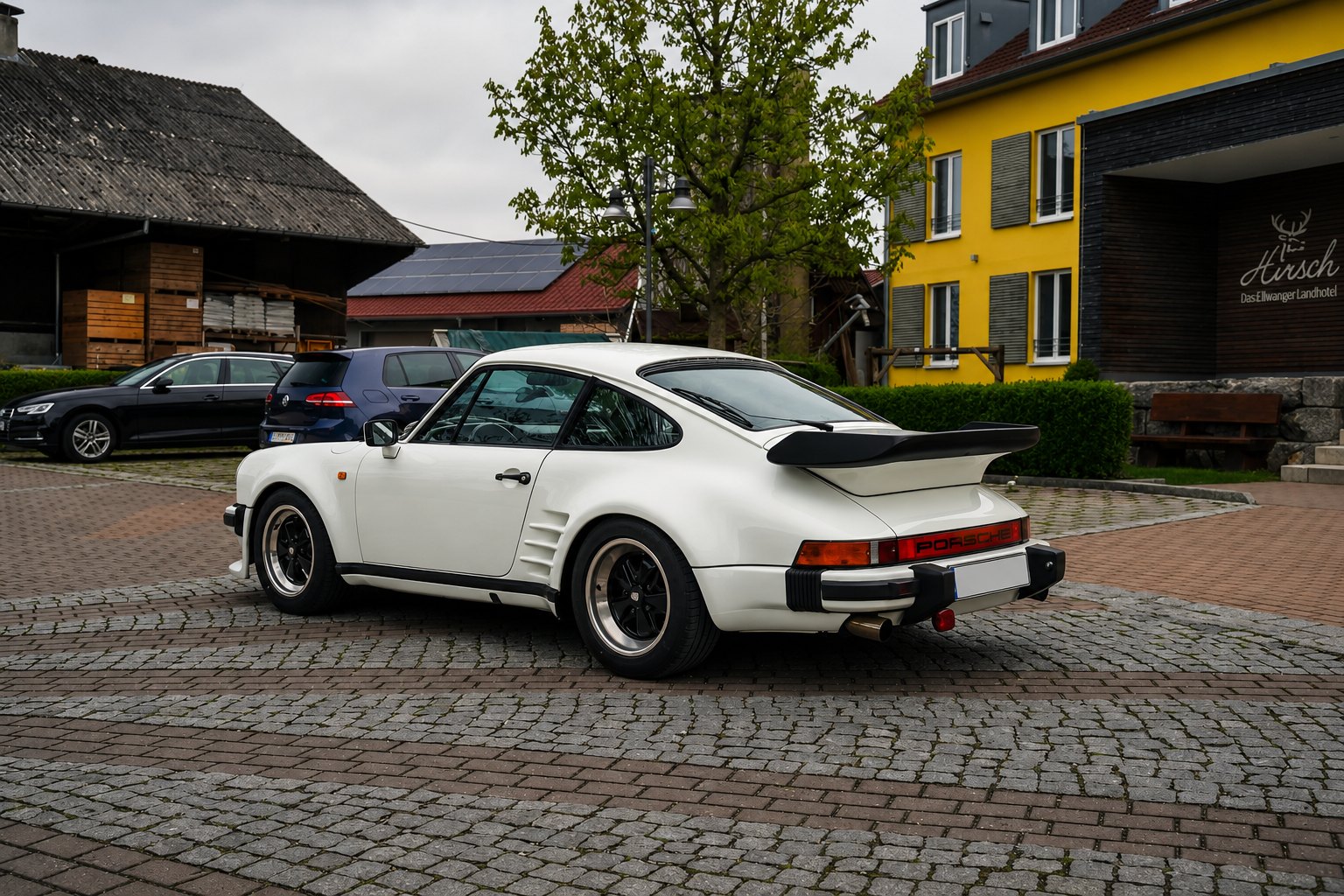 Porsche 911 SC Turbolook 5