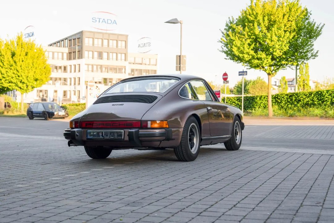 Porsche 911S 3