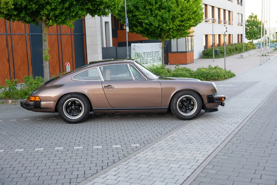 Porsche 911S 6