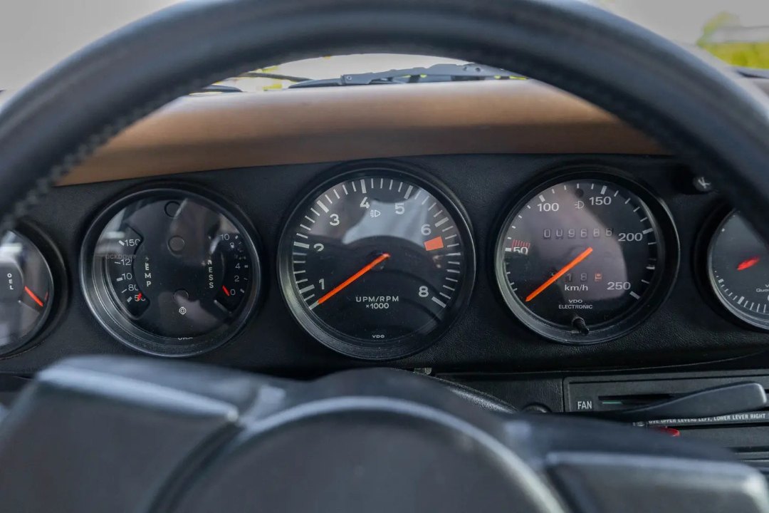Porsche 911S 11