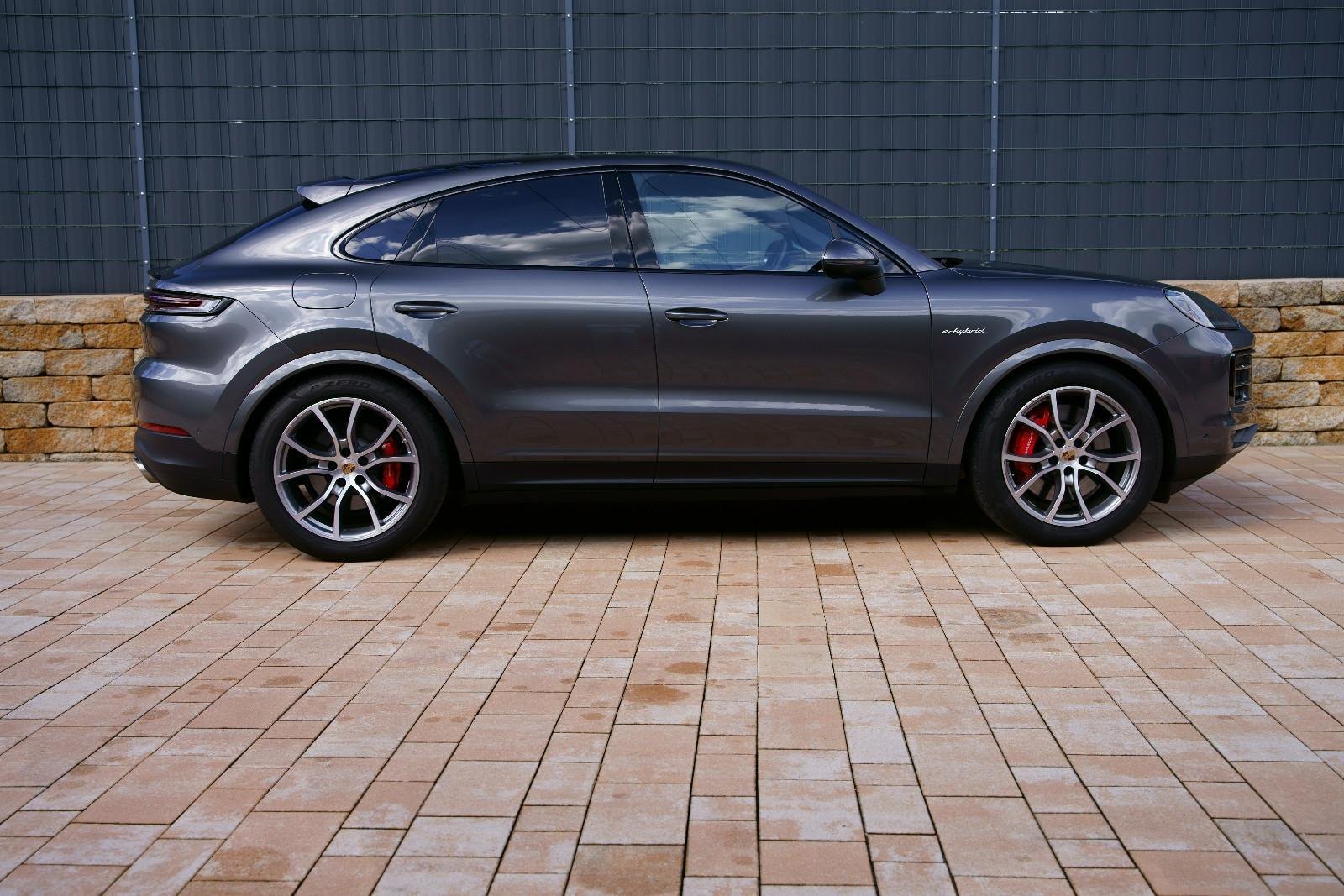 Porsche Cayenne Coupe S E-Hybrid 14